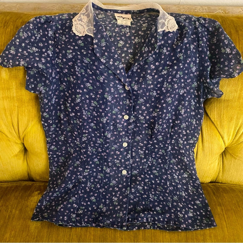 1980 Byer California sheer calico lace collar ruffle sleeve shirt size small